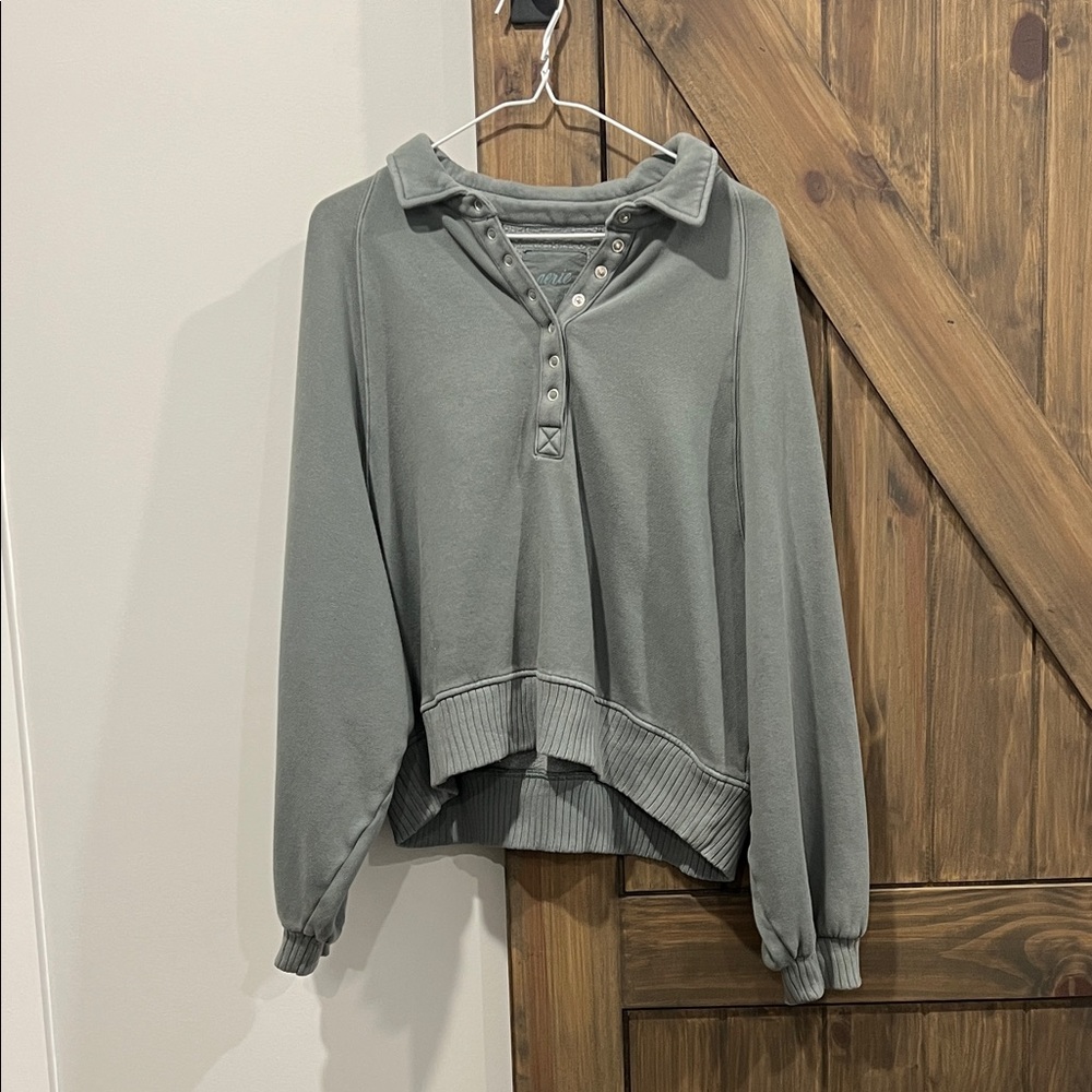 Women's Sage Collared Top